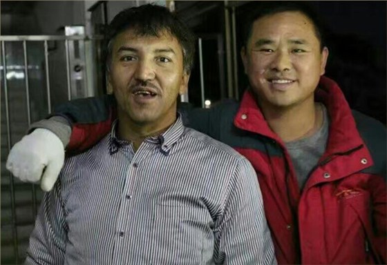 【成功案例】新疆葉河源 用雅大大型釀酒設(shè)備釀紅棗酒