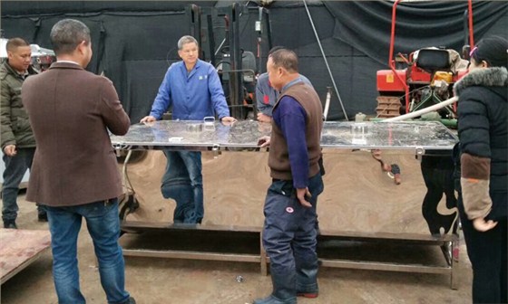 雅大白酒生產(chǎn)設(shè)備，蒸飯攤涼床