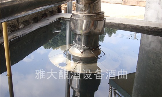 冷卻水使用不當(dāng)影響熟料釀酒設(shè)備使用壽命！