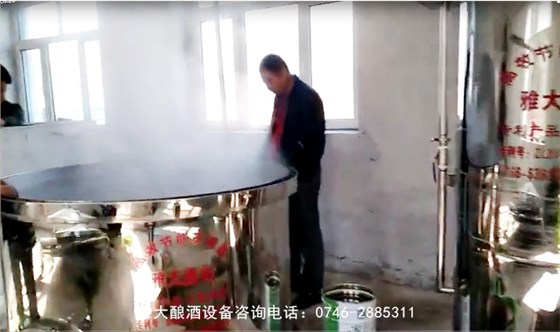 12從不接受白酒生產(chǎn)設(shè)備釀的純糧酒到供不應(yīng)求，到底發(fā)生了什么？