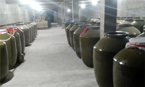 用大型釀酒設備創(chuàng)業(yè)1年，申泉酒業(yè)成功拿到酒類食品生產(chǎn)許可證-10