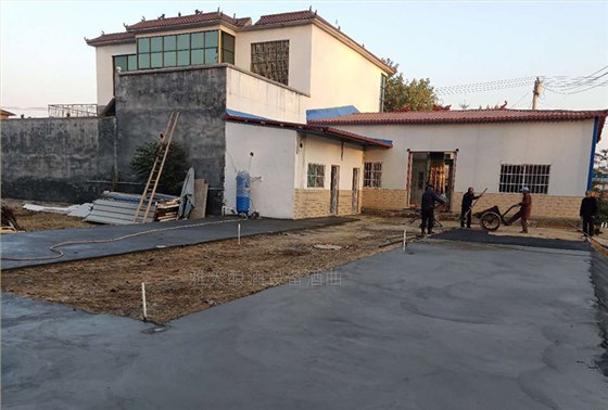 17-案例生料釀酒受口感限制市場打不開，有了這套小型釀酒設(shè)備后……6