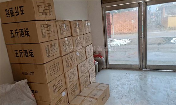 17-案例生料釀酒受口感限制市場打不開，有了這套小型釀酒設(shè)備后……