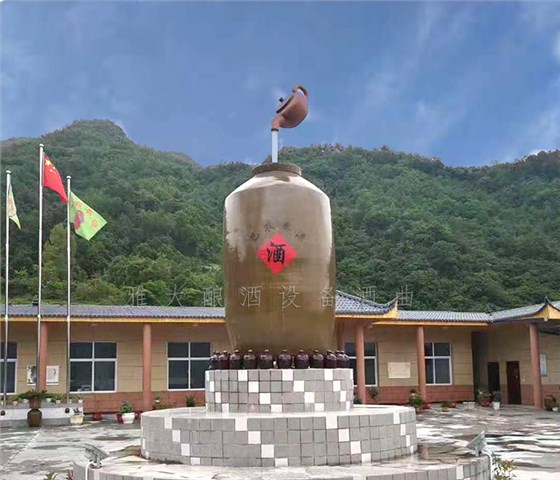 80后夫婦用制酒設(shè)備走古法釀酒之路，將小生意做成大事業(yè)！1