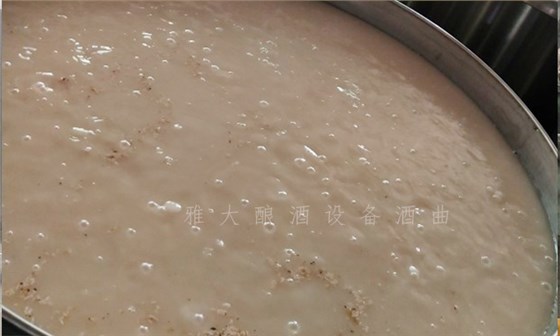 生料釀酒設(shè)備釀出來(lái)的白酒口感差，怎么解決？ 1
