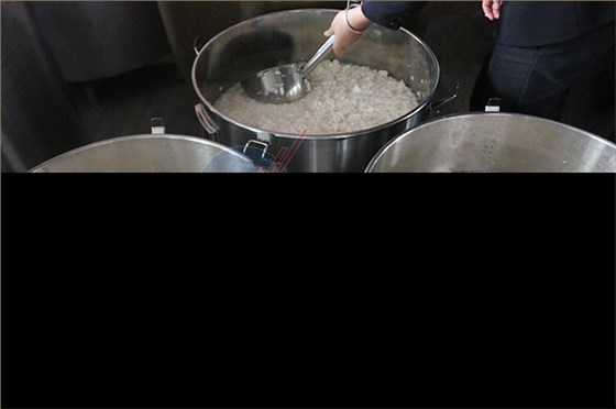 大米釀酒技術(shù)-加水發(fā)酵5