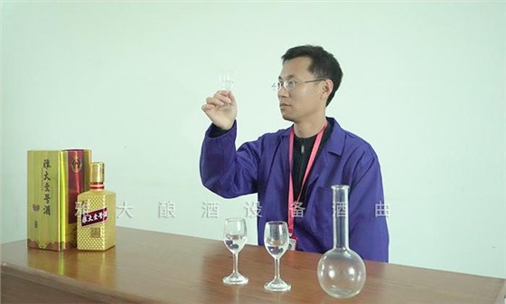 增香靠技術(shù)，除雜靠管理，怎樣才能釀出好喝的小曲固態(tài)酒？ 2