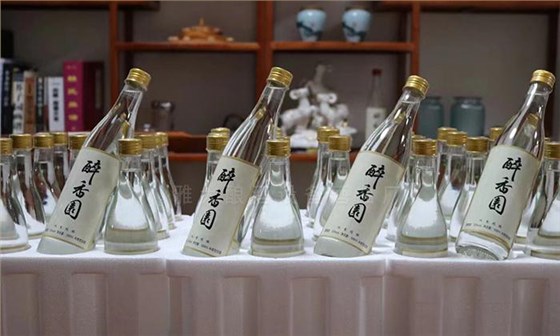 中國(guó)白酒香型的地域演變與工藝創(chuàng)新 10