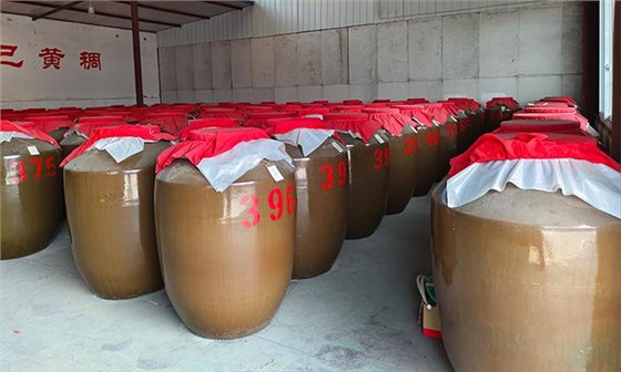 用蒸酒設(shè)備釀造的白酒澀味重怎么回事？一文講透！ 3