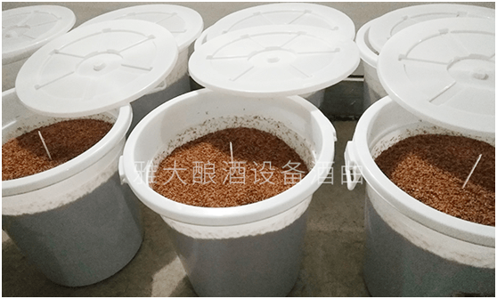 除酒廠釀酒設(shè)備外，這些影響出酒率的因素也要知道！0