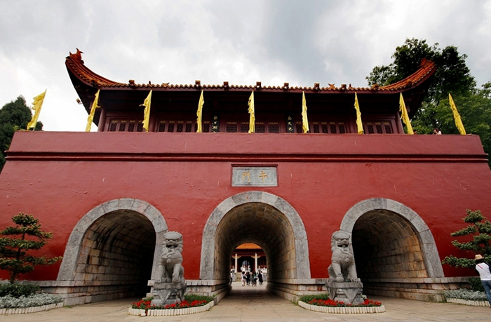 30-國(guó)慶不知道到哪里玩？雅大邀您來(lái)游零陵古城-嶷山舜帝陵2