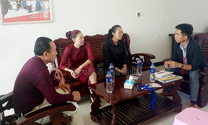 土灶日釀240斤酒要3個人工，可換上這款糧食釀酒設(shè)備后……-07