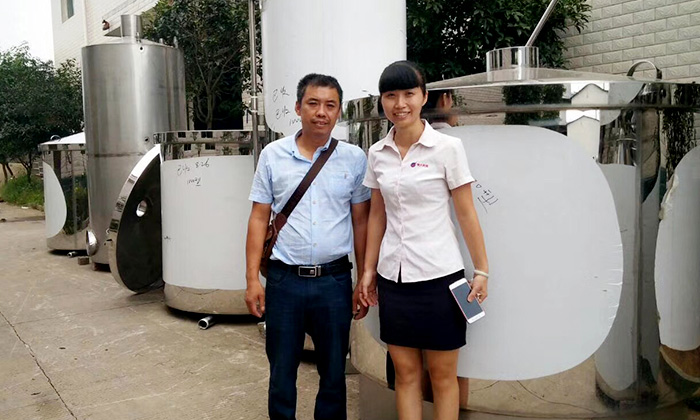 用雅大大型釀酒設(shè)備做薏米酒1年，日均營(yíng)業(yè)額達(dá)8000元的秘密-02-薏米案例在雅大2