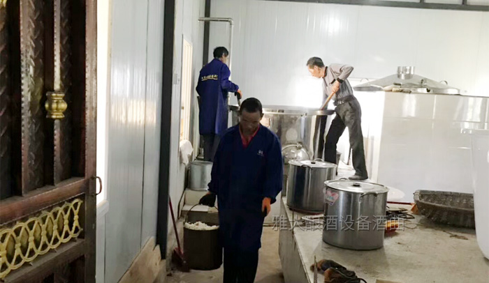 開大貨車20年落下一身病，用白酒蒸酒設(shè)備開酒廠半年月純賺1.5萬-06