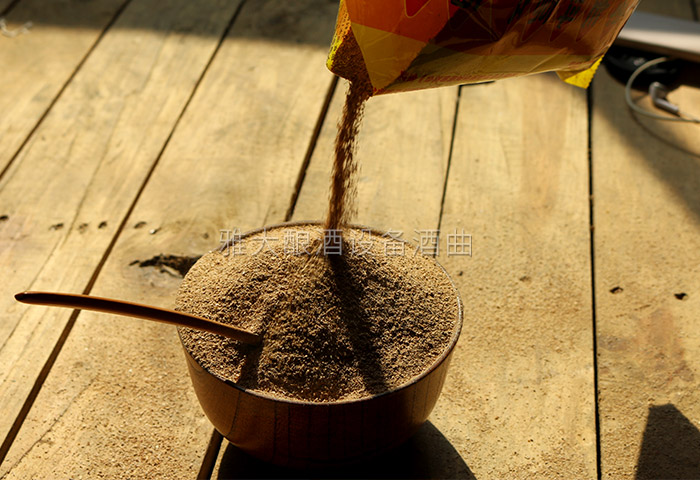 中國酒曲品種那么多，為什么偏偏這款成焦點(diǎn)？-05