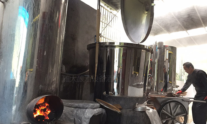 中型釀酒設(shè)備專家給出2019春節(jié)千萬別喝純糧酒9大理由！-06