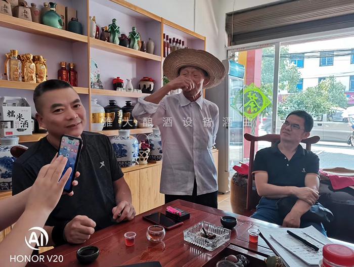 夏季用不銹鋼釀酒設(shè)備做酒，這3大白酒市場一定要把握??！1