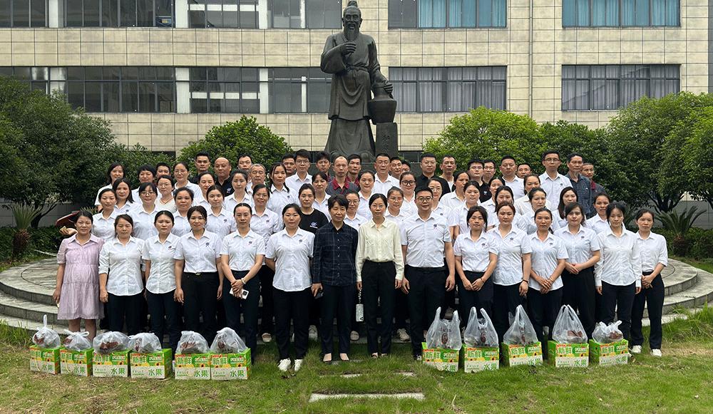 粽情端午，“瓶”添趣味——雅大2025職工慰問活動別樣精彩 7