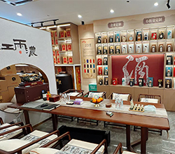 3年開(kāi)2店！浙江毛總用雅大設(shè)備+短視頻，將酒賣(mài)爆全國(guó)!